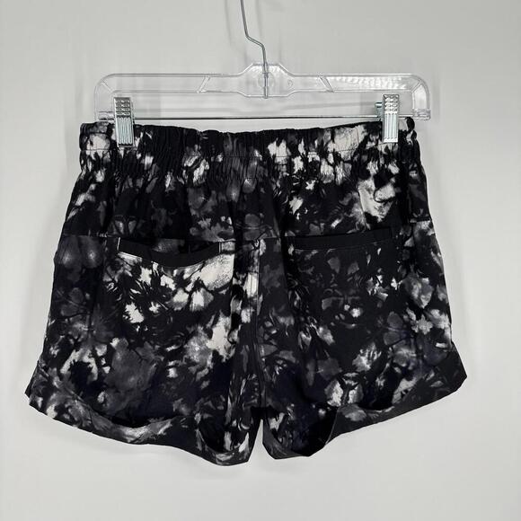 Lululemon shorts 6 black tie dye athletic athleisure preppy  running workout - Picture 6 of 6